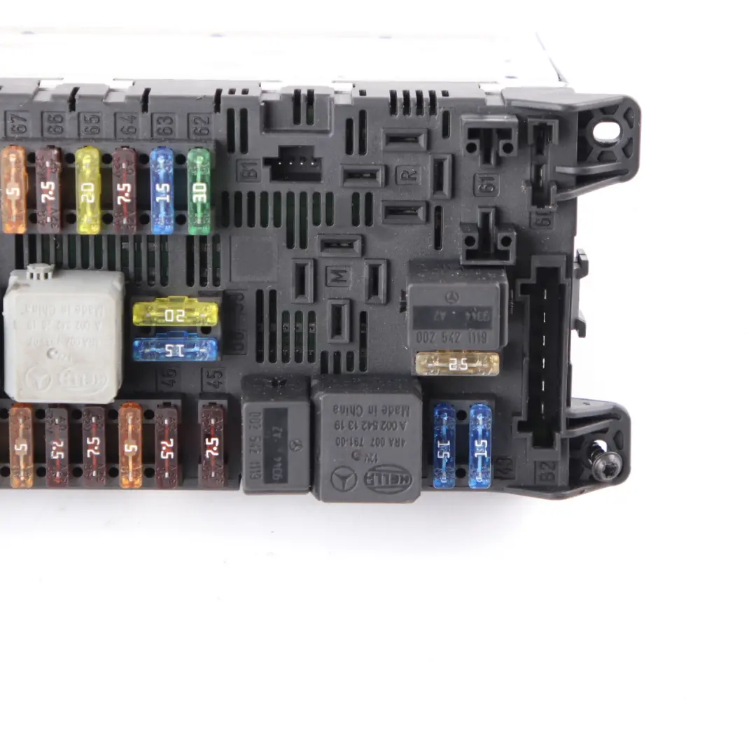 Sicherungskasten Mercedes W211 W219 Verzweigungsrelais Modul SAM für mit Teilenummer A2115459001 Sicherungskasten Mercedes W211 W219 Verzweigungsrelais Modul SAM - SKU A2115459001 - Teilenummer A2115459001