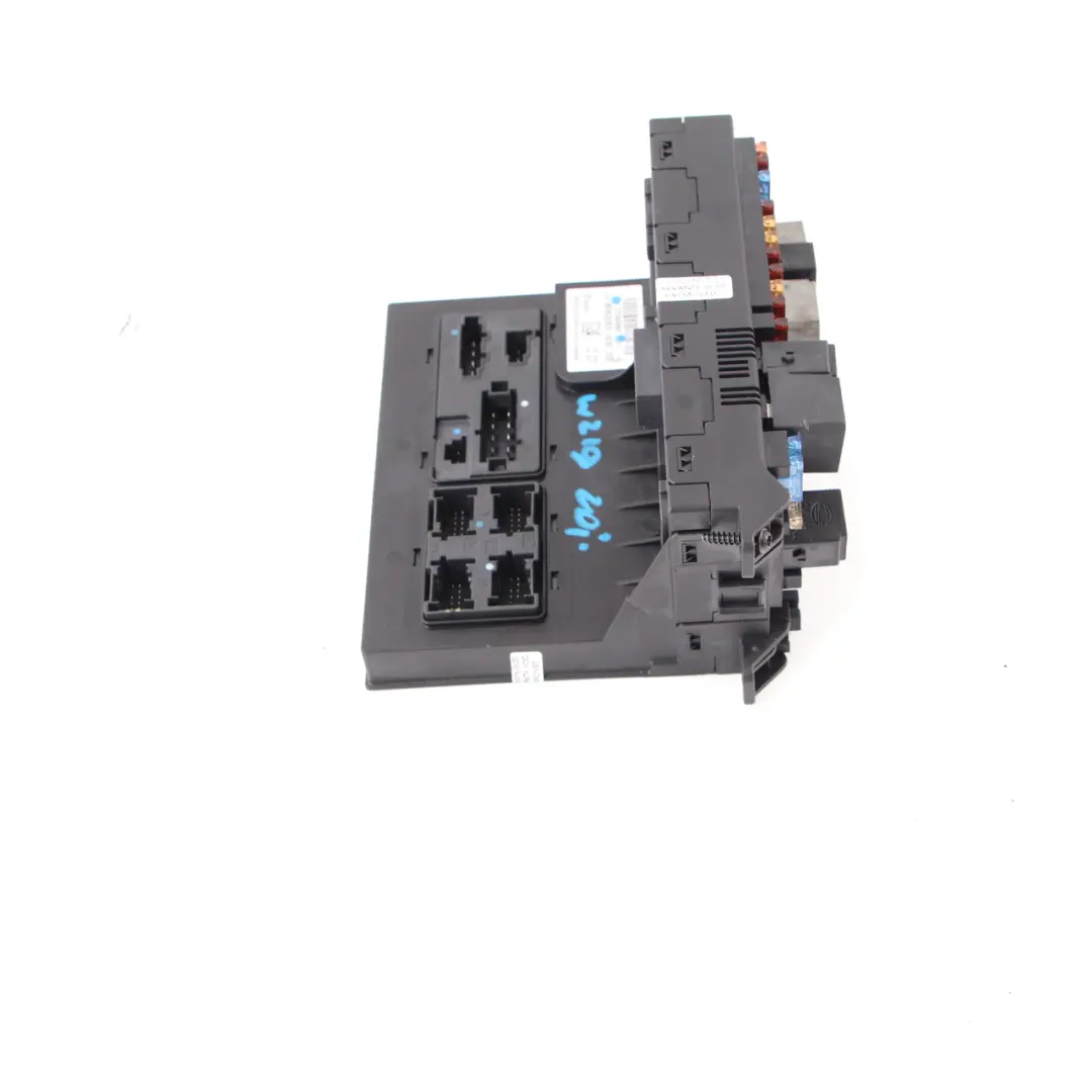 Fuse Box Mercedes W211 W219 Junction Relay Control Unit Module SAM to with Part number A2115459001 Fuse Box Mercedes W211 W219 Junction Relay Control Unit Module SAM - SKU A2115459001 - Part number A2115459001