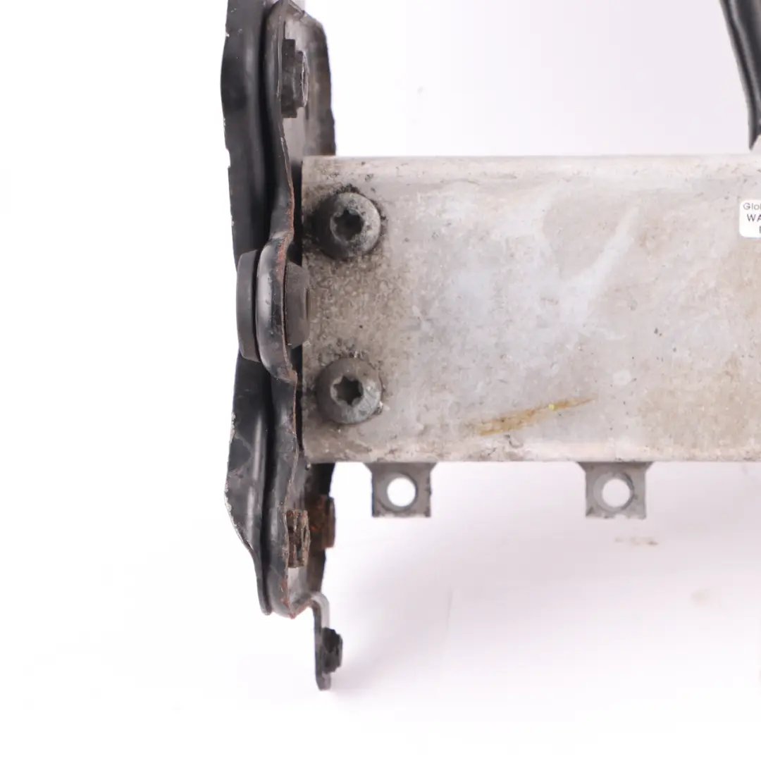 Mercedes W211 Parachoques delantero izquierdo Soporte Travesaño - SKU A2116200795-2 - Número de pieza A2116200795
