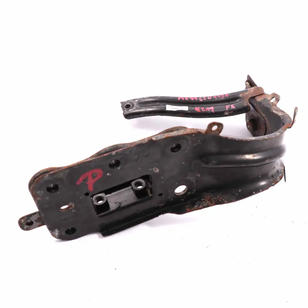  Staffa paraurti anteriore Mercedes W211 Supporto finiture destra - SKU A2116204431 - Numero di parte A2116204431