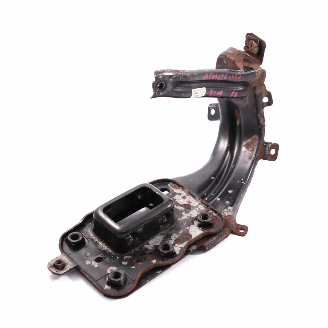  Stoßstangenhalterung vorne Mercedes W211 Zierleistenhalterung rechts - SKU A2116204431 - Teilenummer A2116204431