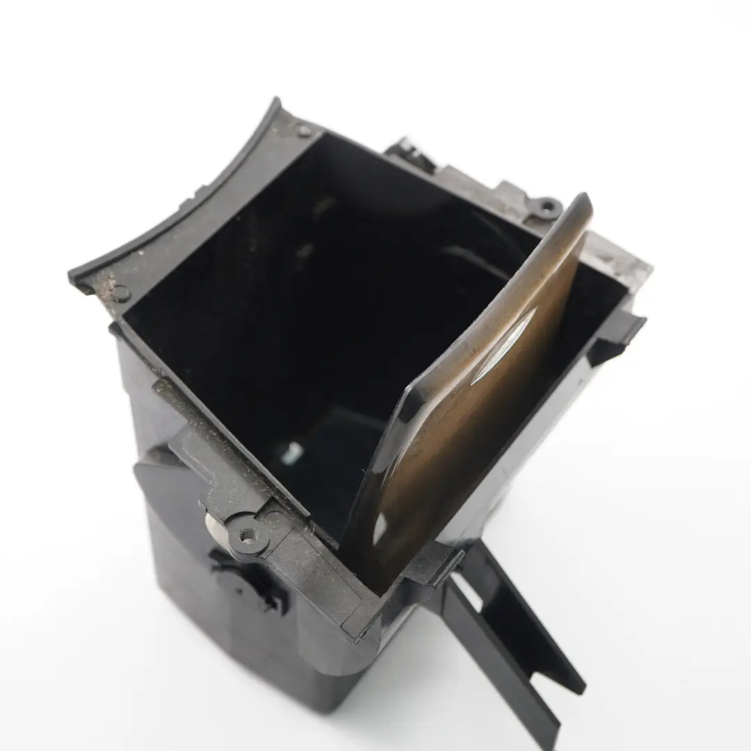Mercedes W211 Console centrale Cendrier Compartiment de rangement - SKU A2116800350 - Numéro de pièce A2116800350