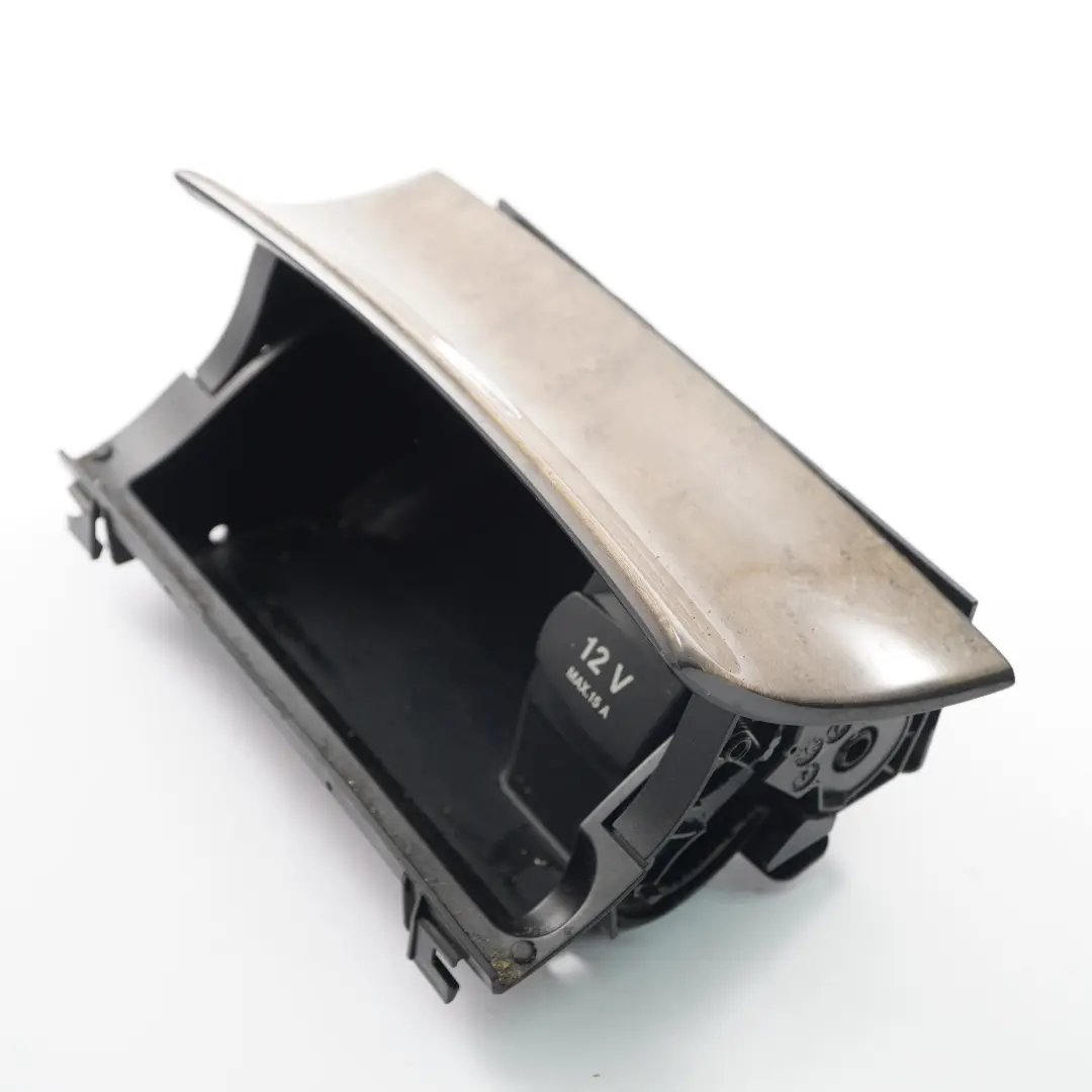 Posacenere Console Centrale Mercedes W211 C219 Cenere Anteriore per con numero di parte A2116800650 Posacenere Console Centrale Mercedes W211 C219 Cenere Anteriore - SKU A2116800650-3 - Numero di parte A2116800650