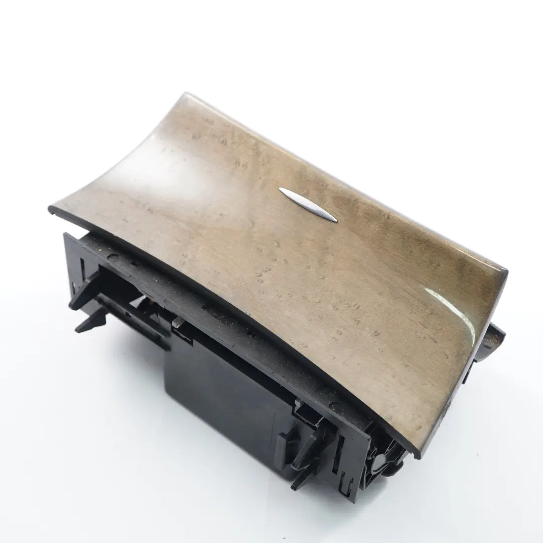 Cenicero Consola Central Mercedes W211 CLS C219 Cenicero Delantero para con número de pieza A2116800650 Cenicero Consola Central Mercedes W211 CLS C219 Cenicero Delantero - SKU A2116800650-3 - Número de pieza A2116800650