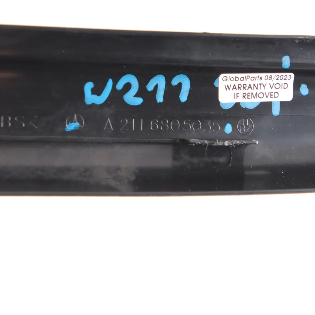 Listwa Progowa Przednia Prawa Przód Prawy do Mercedes W211 o numerze A2116805035 Mercedes W211 Listwa Progowa Przednia Prawa Przód Prawy - SKU A2116805035 - Numer Części A2116805035