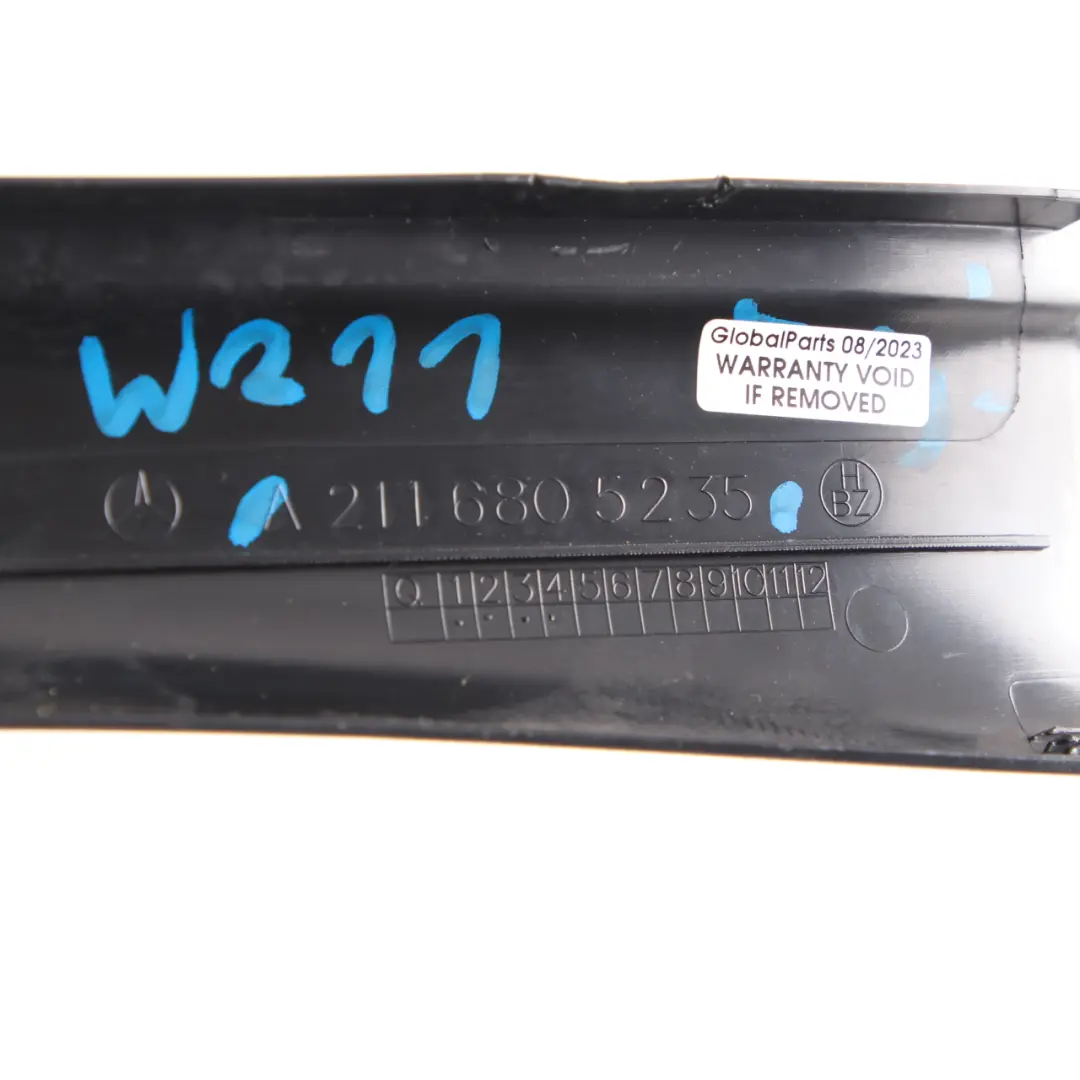 Couvercle d'entrée Mercedes W211 Strip Entry Inner Rear Right pour à propos du numéro de pièce A2116805235 Couvercle d'entrée Mercedes W211 Strip Entry Inner Rear Right - SKU A2116805235 - Numéro de pièce A2116805235