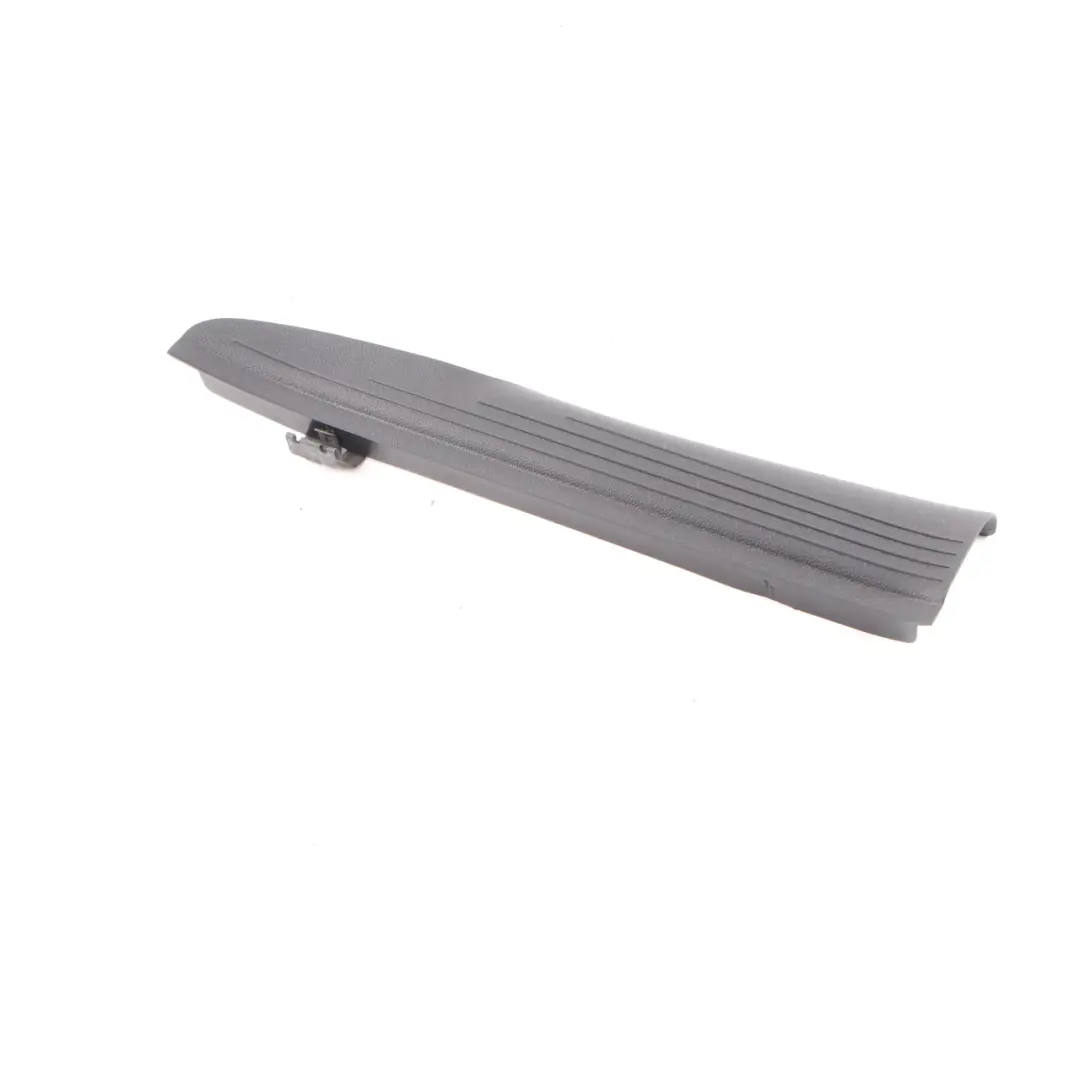  Couvercle d'entrée Mercedes W211 Strip Entry Inner Rear Right - SKU A2116805235 - Numéro de pièce A2116805235