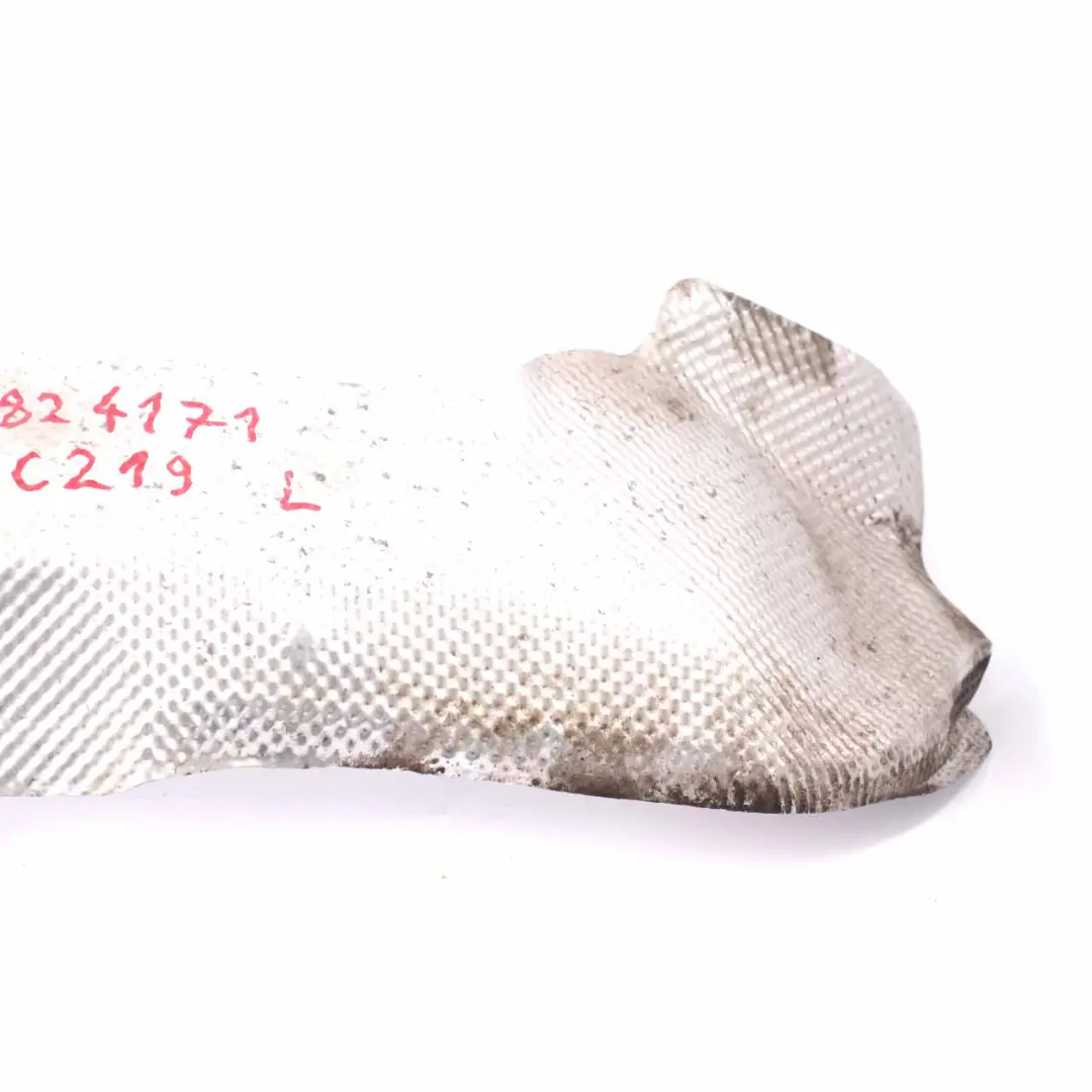 Bouclier thermique Mercedes W211 W219 Plaque recouvrement échappement gauche pour à propos du numéro de pièce A2116824171 Bouclier thermique Mercedes W211 W219 Plaque recouvrement échappement gauche - SKU A2116824171 - Numéro de pièce A2116824171
