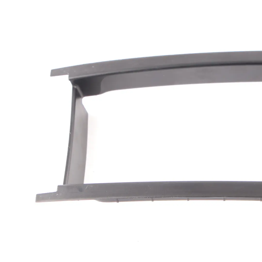 Mercedes W211 Console Centrale Rivestimento Bracciolo Cornice Nero - SKU A2116890057 - Numero di parte A2116890057