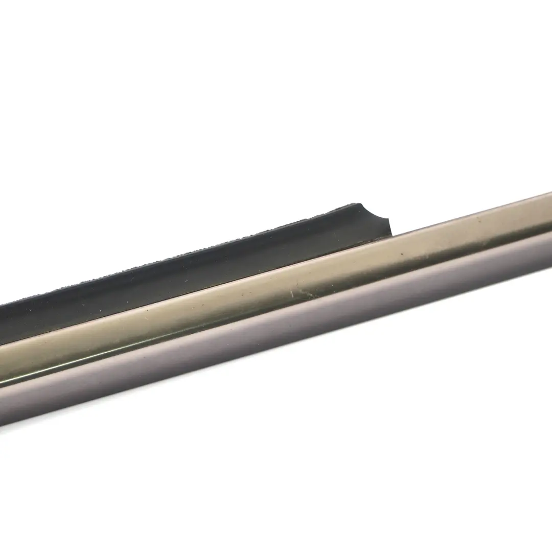 Mercedes W211 berlina Weatherstrip porta posteriore sinistra striscia finestra - SKU A2116900580 - Numero di parte A2116900580
