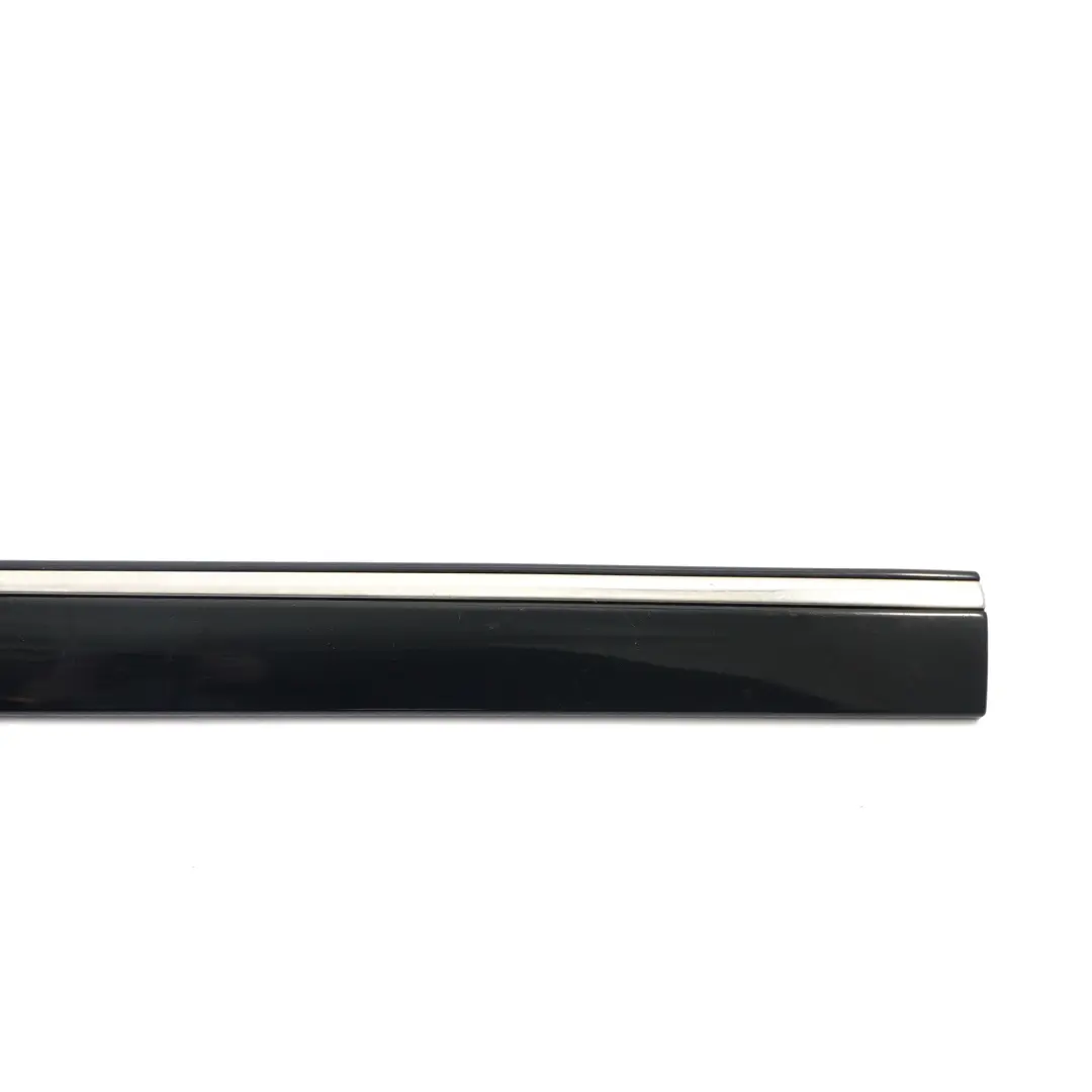 Mercedes W211 Bande de porte arrière droite Moulure Noir Obsidien - SKU A2116901462-OB - Numéro de pièce A2116901462