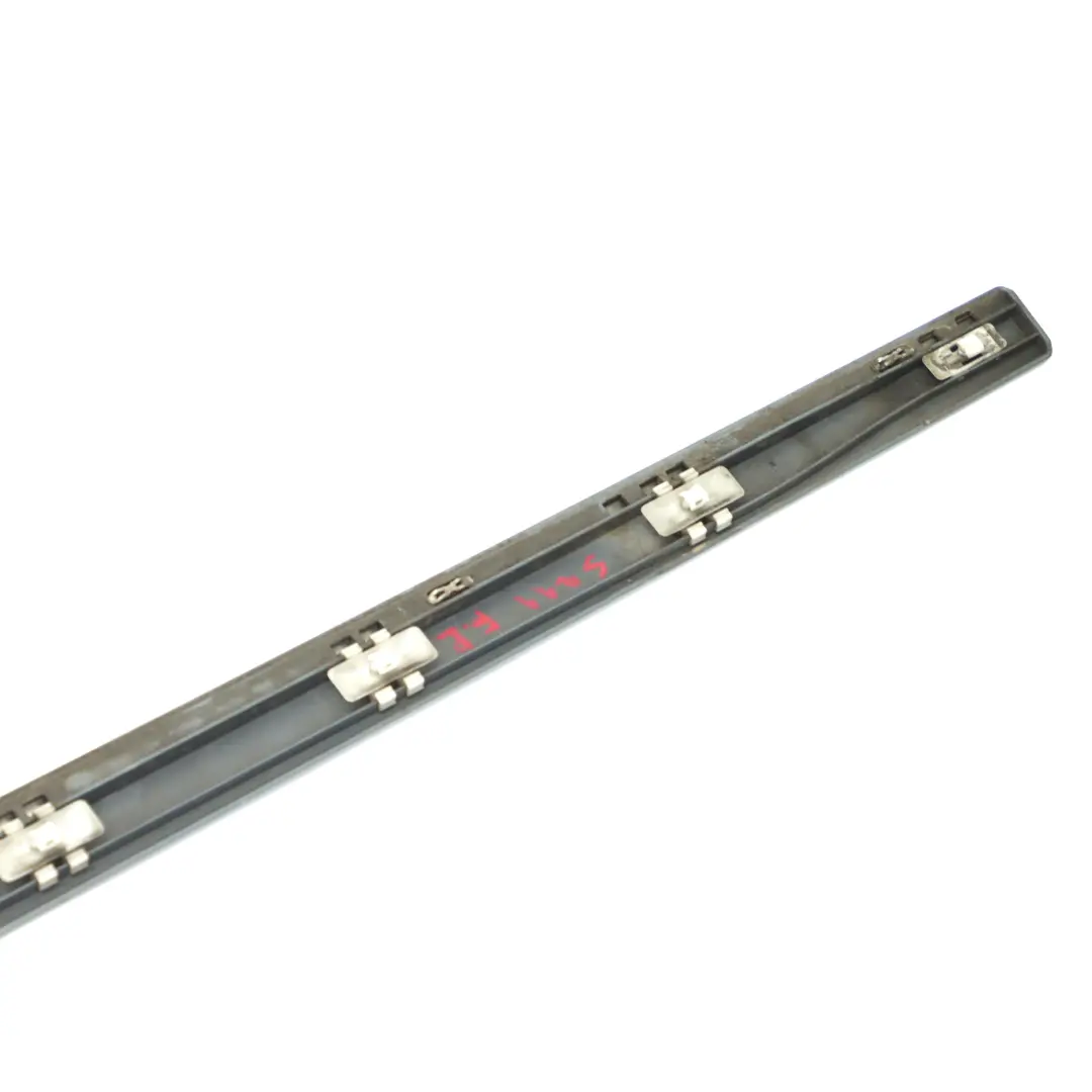 Mercedes W211 Türverkleidung vorne links Zierleiste Abdeckung Perlite Grau - 747 - SKU A2116901962-PGR - Teilenummer A2116901962