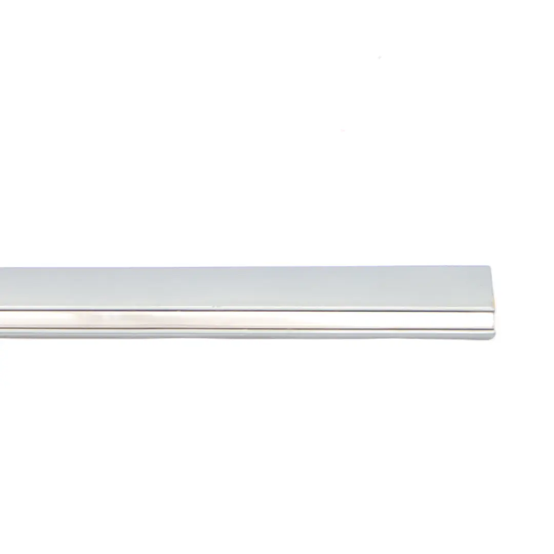 Mercedes W211 Moulure de porte avant droite Bande d'habillage gris perlite 747 - SKU A2116902062-PGR - Numéro de pièce A2116902062