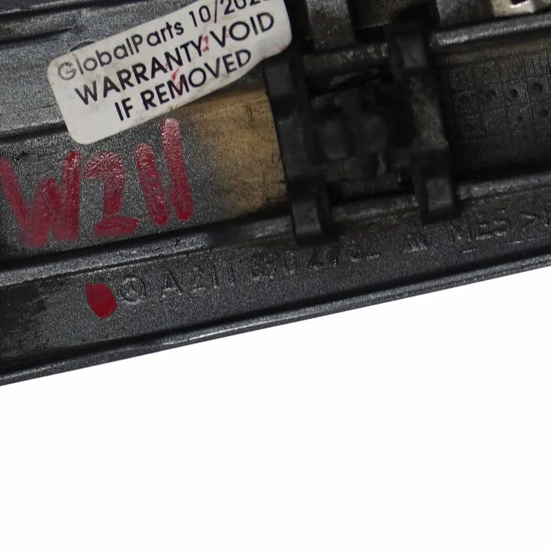 Mercedes W211 Moldura del panel ala Listón delantero izquierdo Flint Grey - 368 - SKU A2116902762-FLG - Número de pieza A2116902762