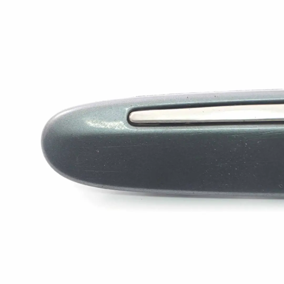 Moulure de panneau d'aile Bande avant gauche Flint Grey - 368 pour Mercedes W211 à propos du numéro de pièce A2116902762 Mercedes W211 Moulure de panneau d'aile Bande avant gauche Flint Grey - 368 - SKU A2116902762-FLG - Numéro de pièce A2116902762