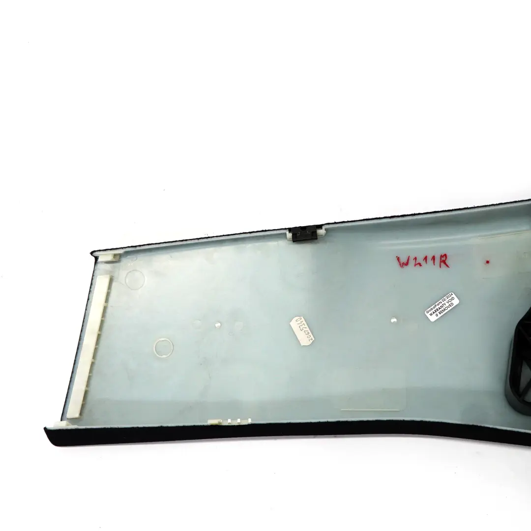 Columna B Pilar Embellecedor Panel Derecho Tapa Negro para Mercedes W211 con número de pieza A2116903254 Mercedes W211 Columna B Pilar Embellecedor Panel Derecho Tapa Negro - SKU A2116903254 - Número de pieza A2116903254