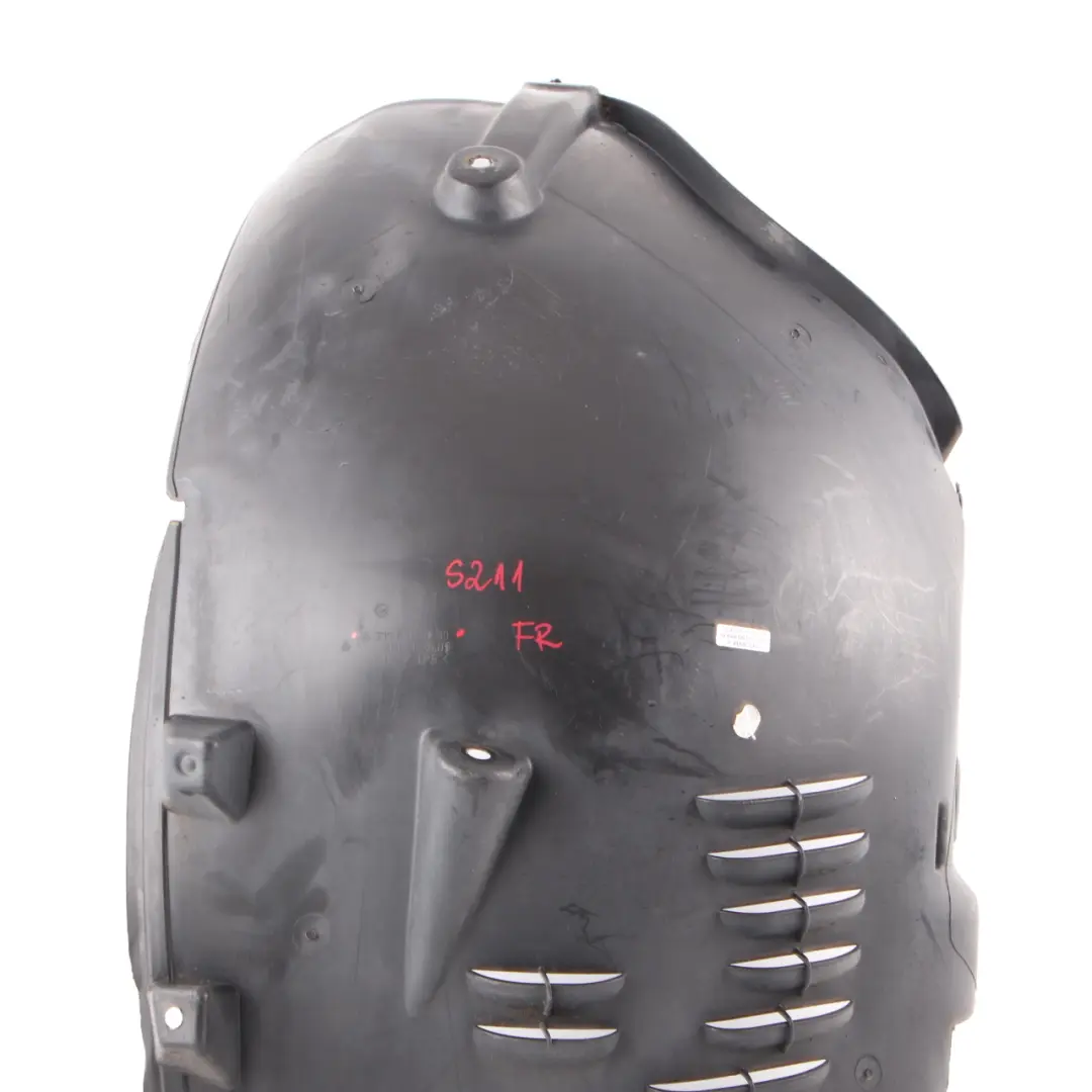 Guardabarros Mercedes W211 Delantero Derecho Guardabarros Tapa Sección Delantera para con número de pieza A2116980230 Guardabarros Mercedes W211 Delantero Derecho Guardabarros Tapa Sección Delantera - SKU A2116980230 - Número de pieza A2116980230