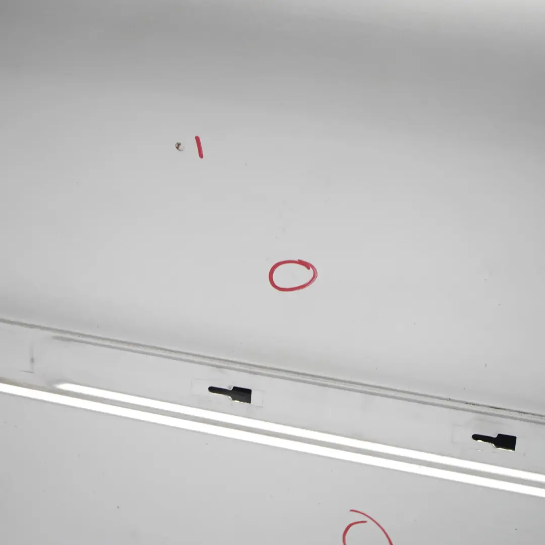 Puerta Delantera Izquierda Plata Brillante Metalizado - 744 para Mercedes W211 con número de pieza A2117201305 Mercedes W211 Puerta Delantera Izquierda Plata Brillante Metalizado - 744 - SKU A2117201305-BRS1 - Número de pieza A2117201305