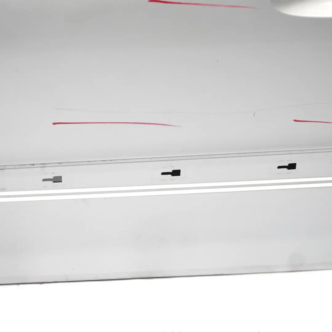 Tür vorne links E-Klasse Brillantsilber Metallic - 744 für Mercedes W211 mit Teilenummer A2117201305 Mercedes W211 Tür vorne links E-Klasse Brillantsilber Metallic - 744 - SKU A2117201305-BRS1 - Teilenummer A2117201305