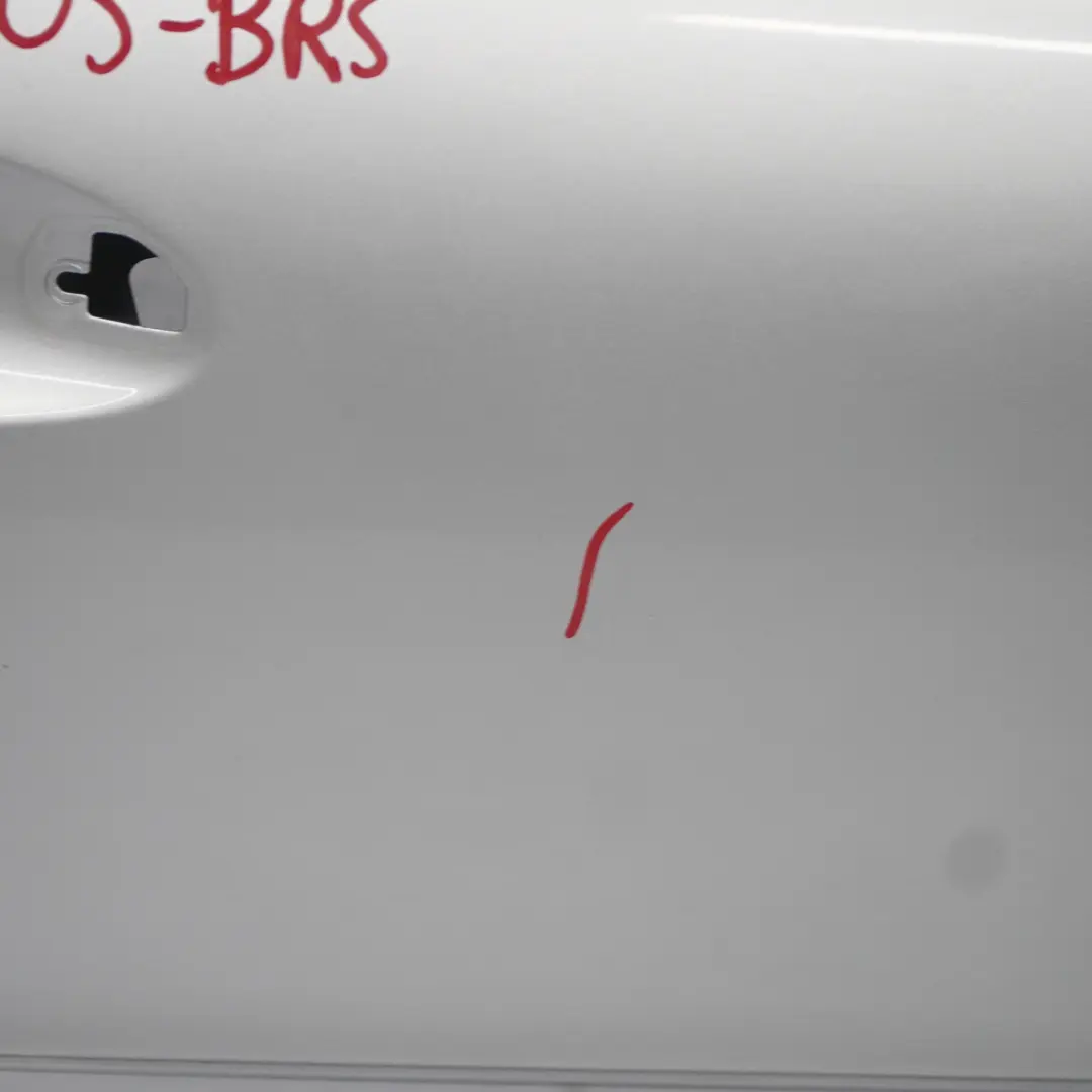 Mercedes-Benz W211 Porte avant Droite Brilliantsilber Argent Metallic - 744 pour à propos du numéro de pièce A2117201405 Mercedes-Benz W211 Porte avant Droite Brilliantsilber Argent Metallic - 744 - SKU A2117201405-BRS - Numéro de pièce A2117201405