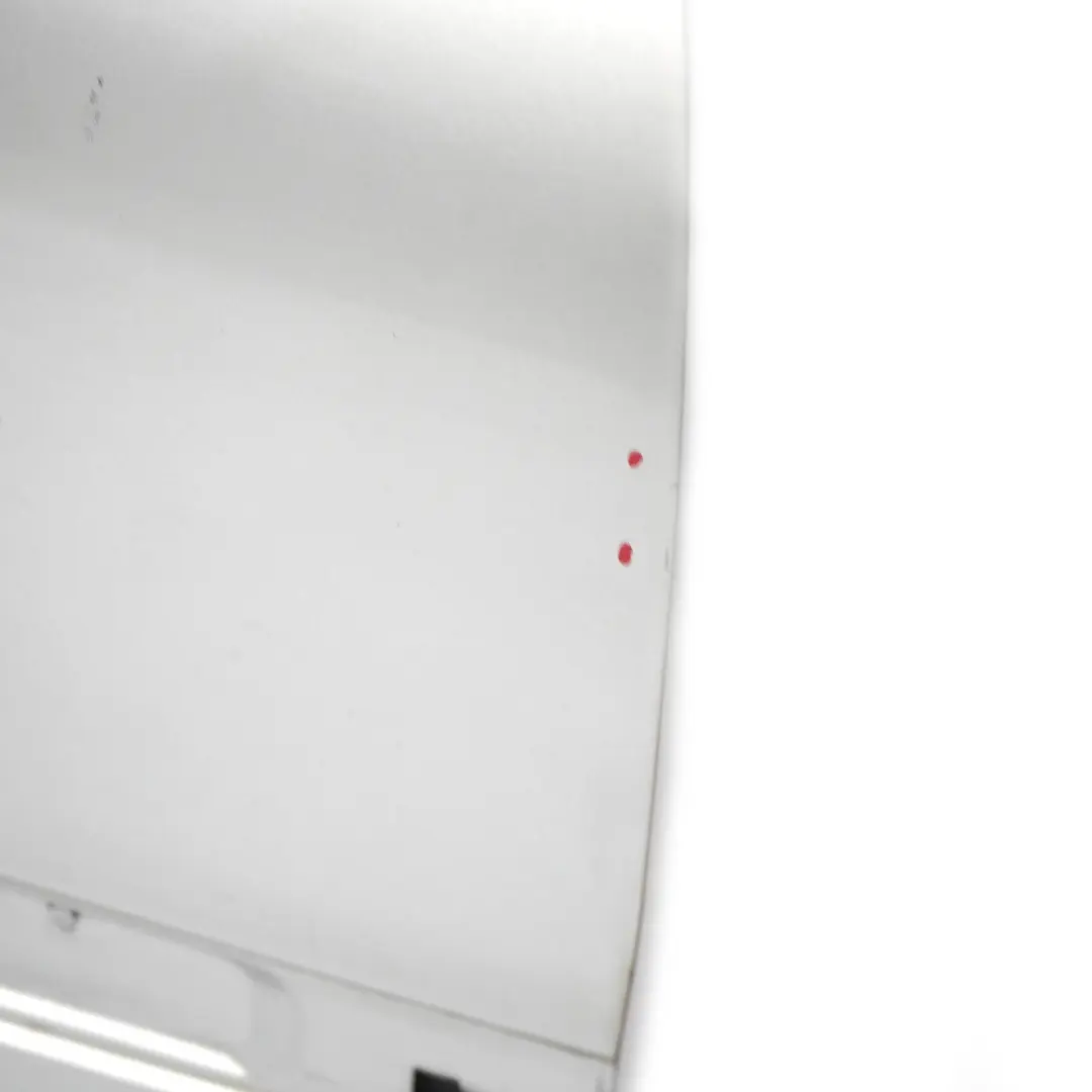 Porta anteriore destra Argento brillante metallizzato - 744 per Mercedes W211 con numero di parte A2117201405 Mercedes W211 Porta anteriore destra Argento brillante metallizzato - 744 - SKU A2117201405-BRS - Numero di parte A2117201405