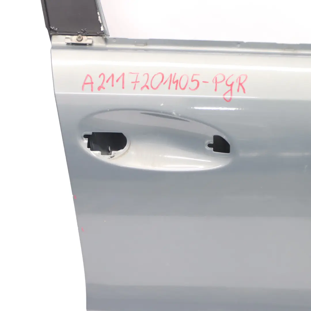 Porta anteriore destra Classe E Grigio Perlite metallizzato - 747 per Mercedes W211 con numero di parte A2117201405 Mercedes W211 Porta anteriore destra Classe E Grigio Perlite metallizzato - 747 - SKU A2117201405-PGR - Numero di parte A2117201405