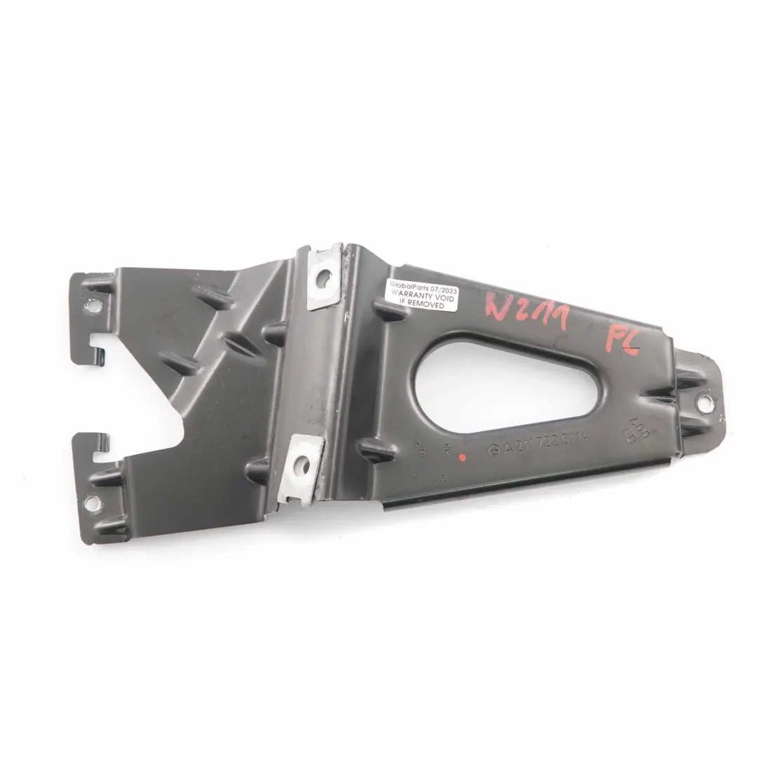 panel puerta tarjeta soporte frontal izquierdo Soporte para Mercedes W211 con número de pieza A2117220114 Mercedes W211 panel puerta tarjeta soporte frontal izquierdo Soporte - SKU A2117220114 - Número de pieza A2117220114