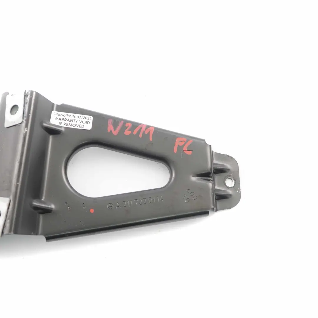 Pannello Porta Scheda Anteriore Sinistra Supporto per Mercedes W211 con numero di parte A2117220114 Mercedes W211 Pannello Porta Scheda Anteriore Sinistra Supporto - SKU A2117220114 - Numero di parte A2117220114