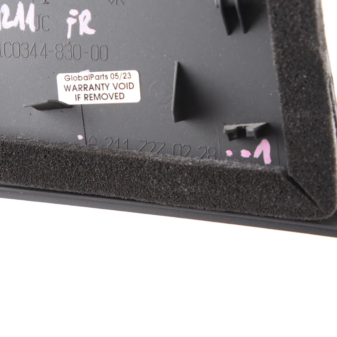 Scheda Porta Bracciolo Rivestimento Pannello Anteriore per Mercedes W211 con numero di parte A2117270228 Mercedes W211 Scheda Porta Bracciolo Rivestimento Pannello Anteriore - SKU A2117270228-1 - Numero di parte A2117270228