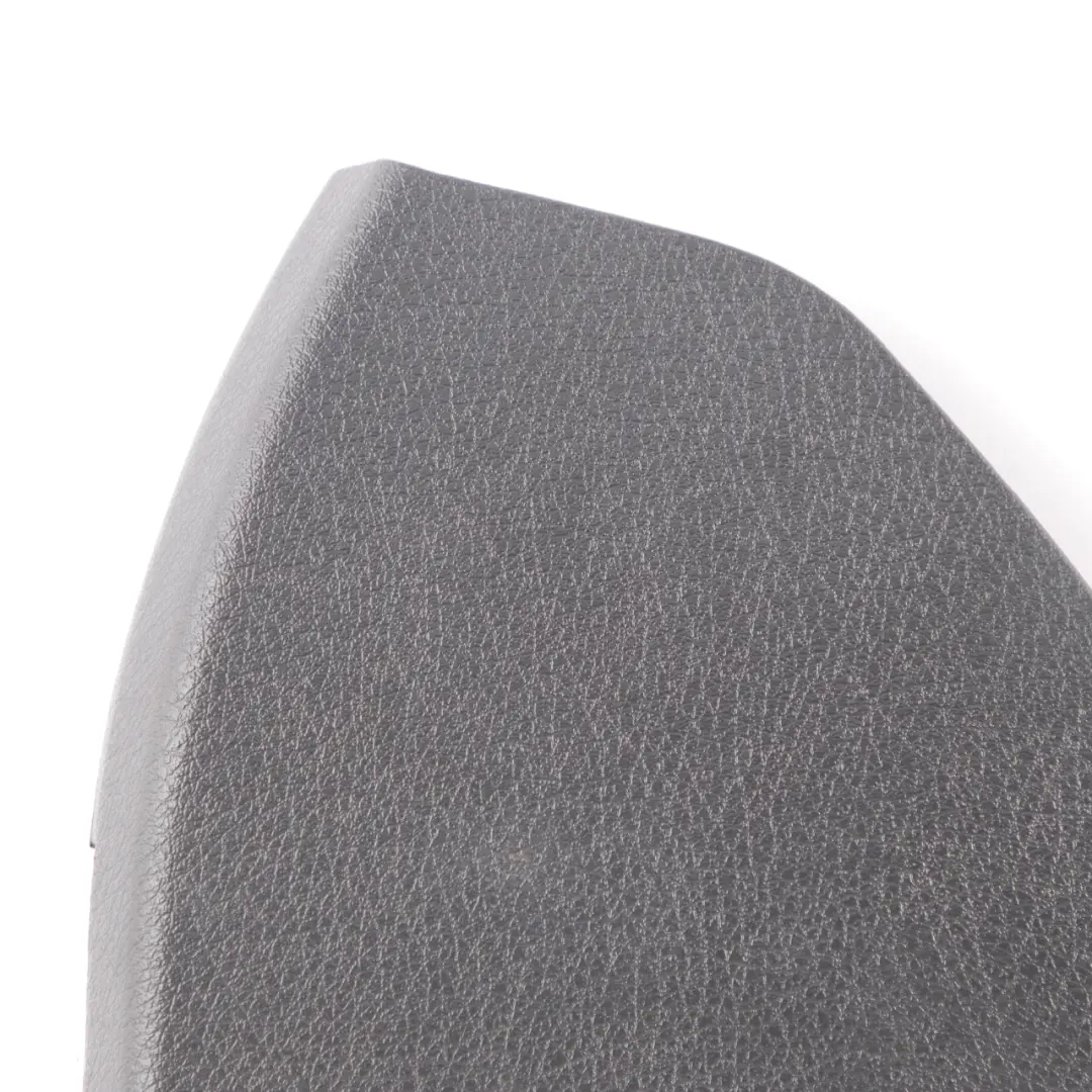 Coperchio scheda porta Pannello anteriore destro nero per Mercedes W211 con numero di parte A2117270248 Mercedes W211 Coperchio scheda porta Pannello anteriore destro nero - SKU A2117270248 - Numero di parte A2117270248