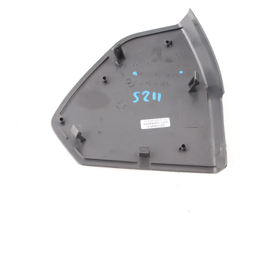 Couvercle Carte Porte Panneau d'habillage Avant Noir pour Mercedes W211 à propos du numéro de pièce A2117270248 Mercedes W211 Couvercle Carte Porte Panneau d'habillage Avant Noir - SKU A2117270248 - Numéro de pièce A2117270248