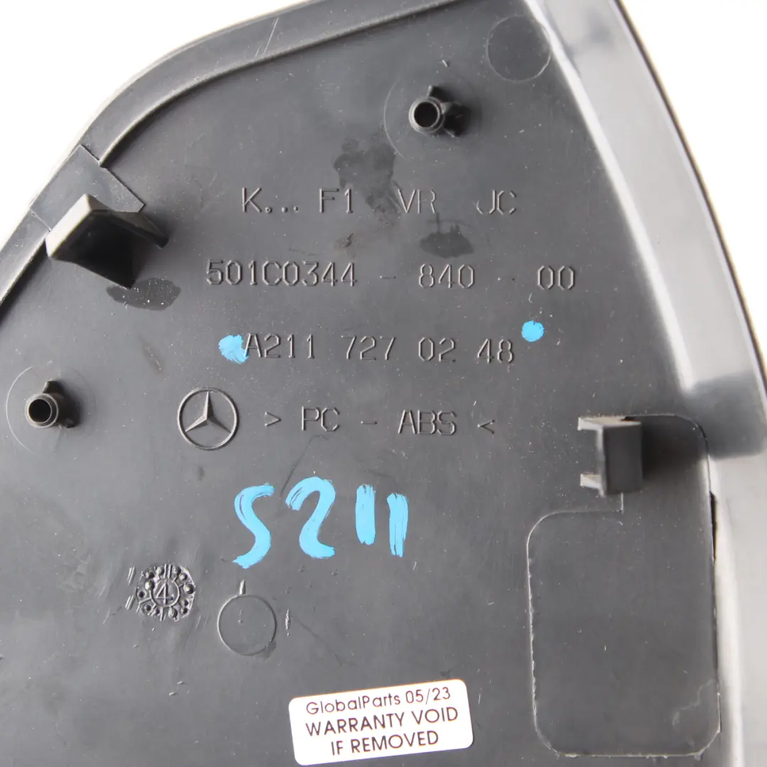 Mercedes W211 Boczek Osłona Drzwi Zaślepka Przód Prawo - SKU A2117270248 - Numer Części A2117270248