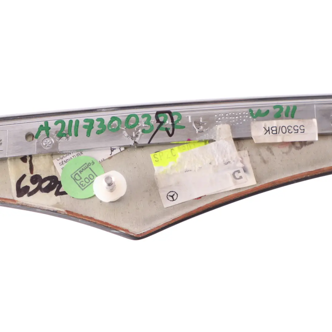  Mercedes-Benz E-Klasse W211 Zierleiste Verkleidung Links Hinten A2117300722 - SKU A2117300322 - Teilenummer A2117300322