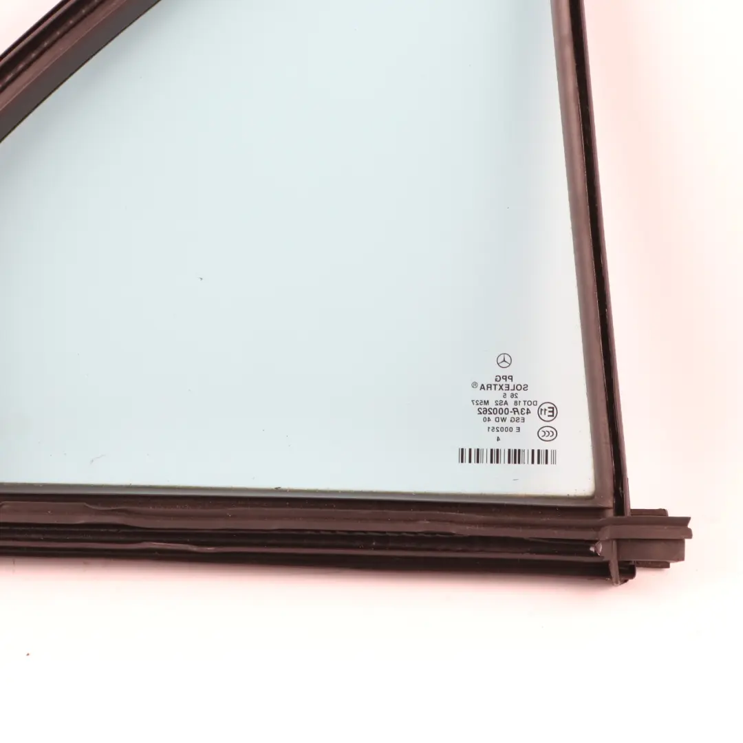 Cristal Puerta Trasera Izquierda Cristal Azul Absorbente Calor para Mercedes W211 con número de pieza A2117300555 Mercedes W211 Cristal Puerta Trasera Izquierda Cristal Azul Absorbente Calor - SKU A2117300555 - Número de pieza A2117300555