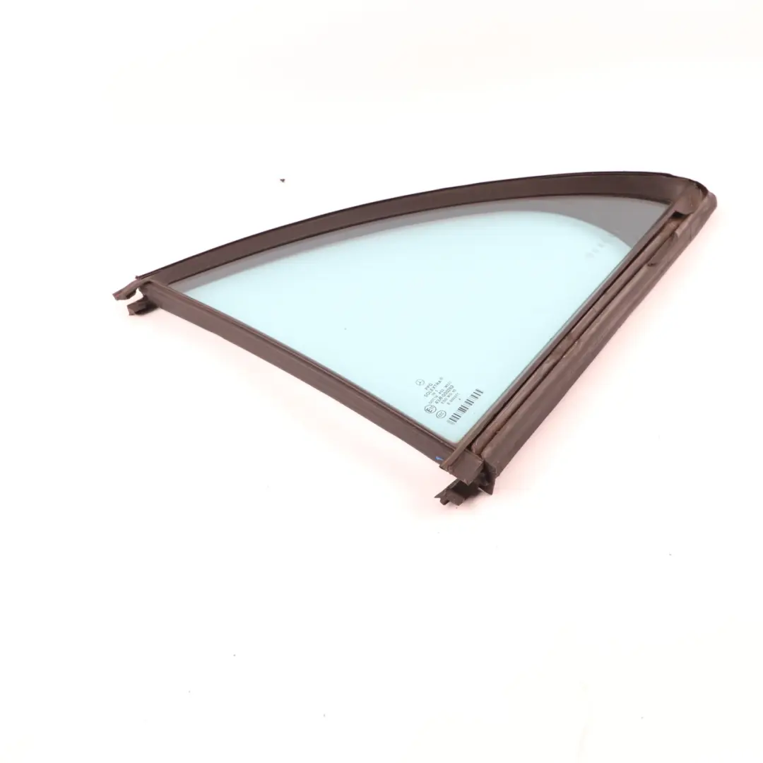 Mercedes W211 Vitre Fixe Porte Arrière Gauche Verre Bleu Absorbant Chaleur - SKU A2117300555 - Numéro de pièce A2117300555