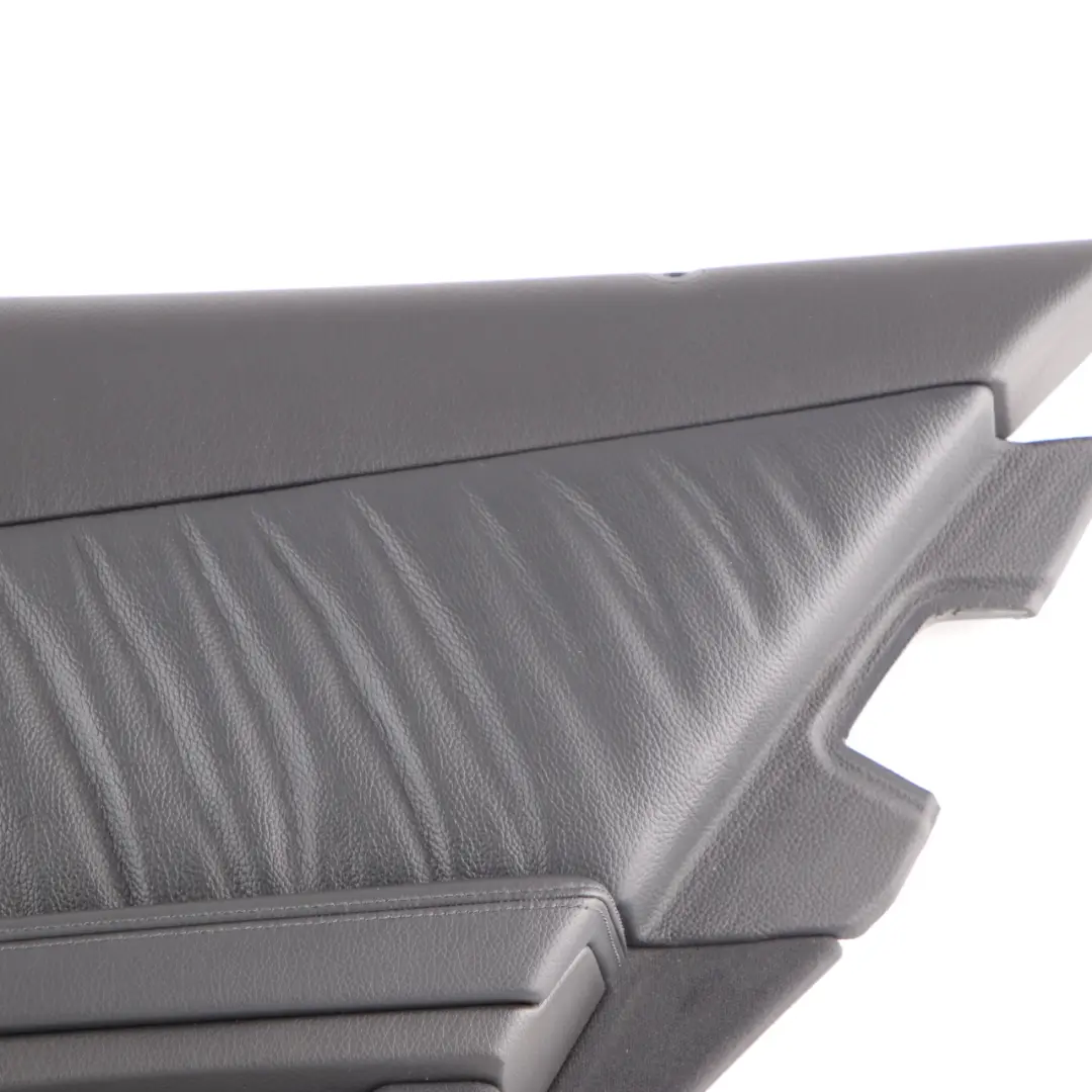 Türkarte Hinten Rechts Tür Verkleidung Schwarz Leder Elegance für Mercedes W211 mit Teilenummer A2117300670 Mercedes W211 Türkarte Hinten Rechts Tür Verkleidung Schwarz Leder Elegance - SKU A2117300670-1 - Teilenummer A2117300670