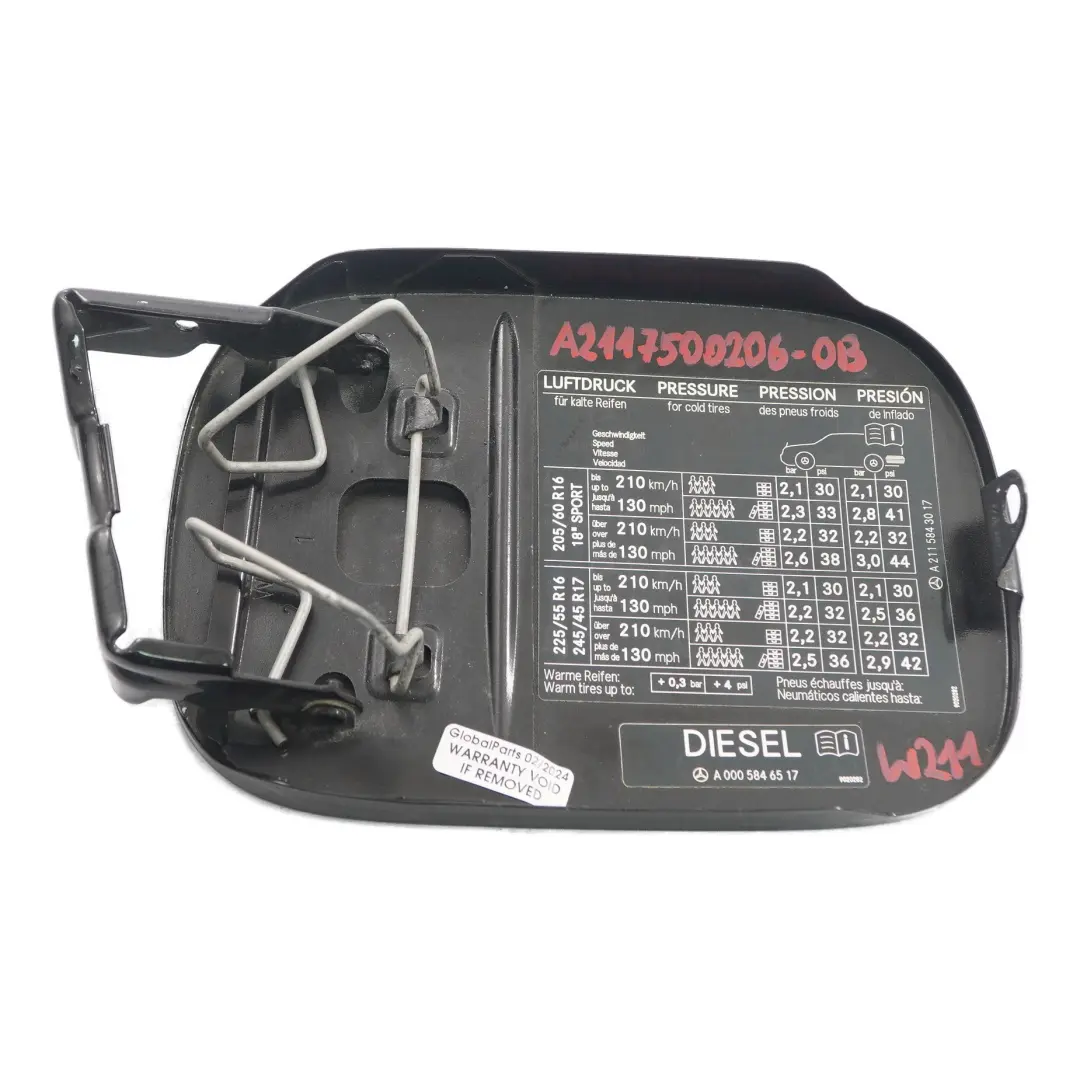 Klappen verschluss Abdeckung Obsidian Schwarz Metallic - 197 für Mercedes W211 mit Teilenummer A2117500206 Mercedes W211 Klappen verschluss Abdeckung Obsidian Schwarz Metallic - 197 - SKU A2117500206-OB - Teilenummer A2117500206