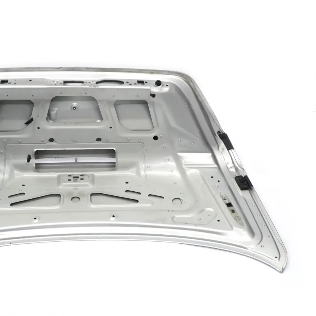 Boot Trunk Lid Tailgate Saloon Brilliant Silver Metallic - 744 to Mercedes W211 with Part number A2117500375 Mercedes W211 Boot Trunk Lid Tailgate Saloon Brilliant Silver Metallic - 744 - SKU A2117500375-BRS - Part number A2117500375