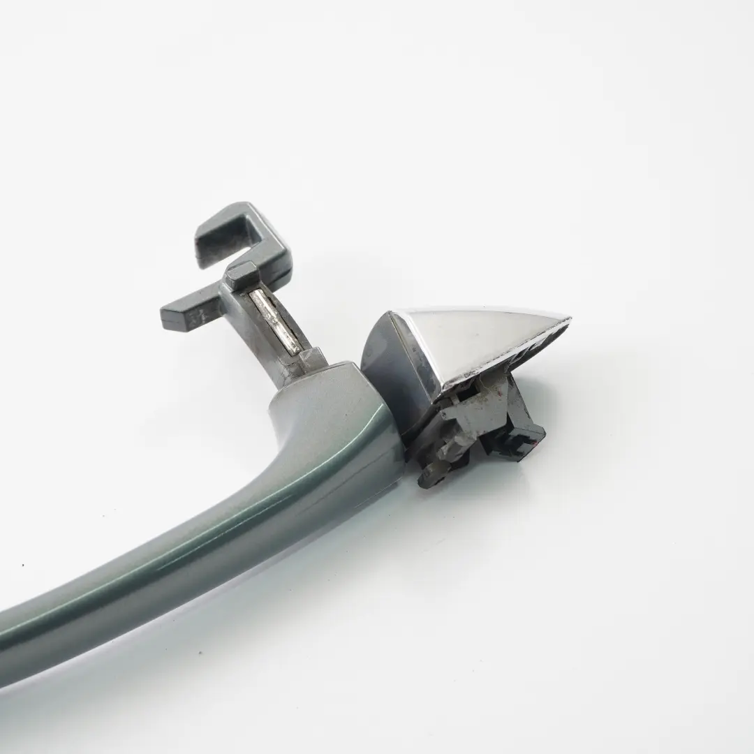 Tirador Puerta Trasera Derecha Gris Perlita Metalizado para Mercedes S211 W211 con número de pieza A2117601070 Mercedes S211 W211 Tirador Puerta Trasera Derecha Gris Perlita Metalizado - SKU A2117601070-PGR - Número de pieza A2117601070