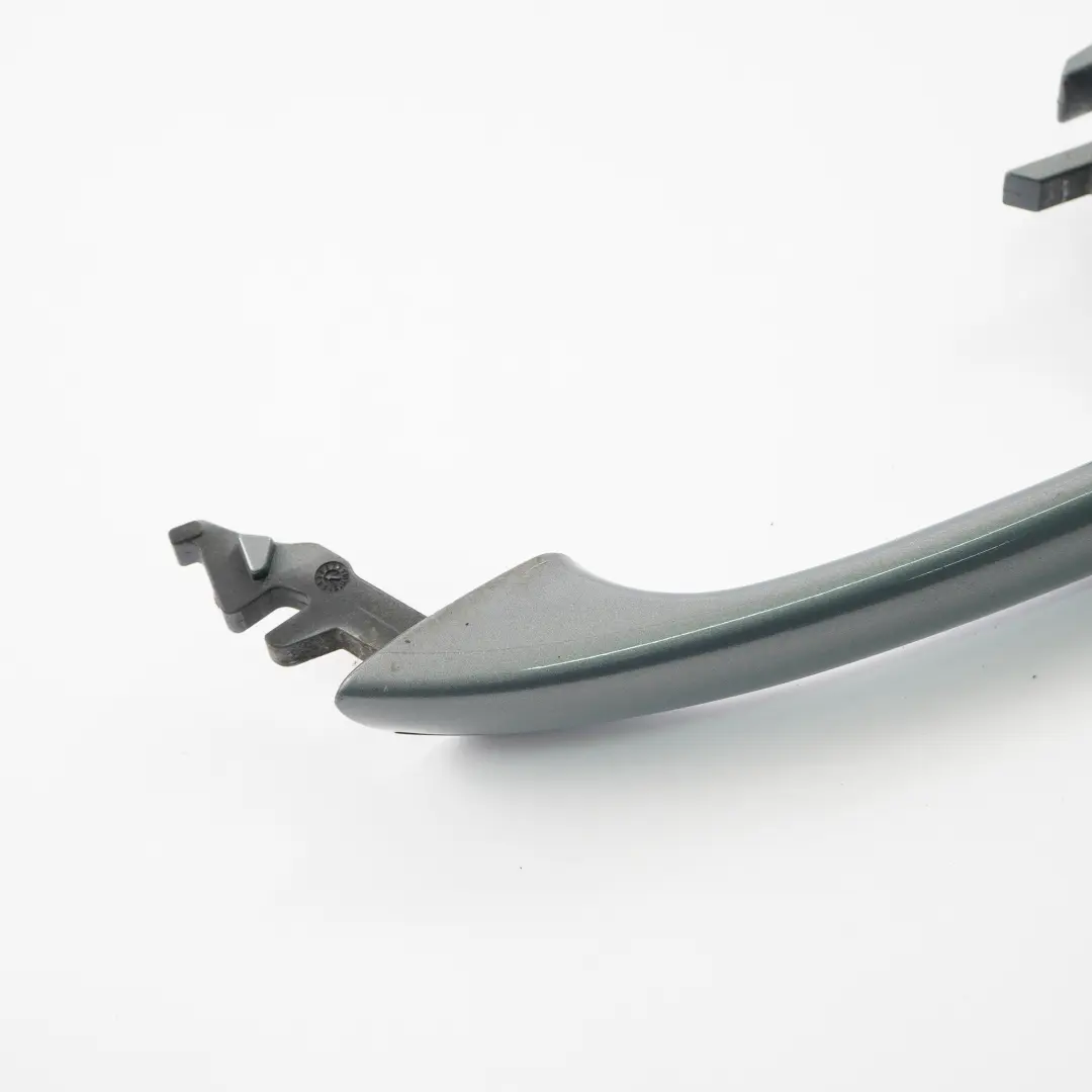 Tirador Puerta Trasera Derecha Gris Perlita Metalizado para Mercedes S211 W211 con número de pieza A2117601070 Mercedes S211 W211 Tirador Puerta Trasera Derecha Gris Perlita Metalizado - SKU A2117601070-PGR - Número de pieza A2117601070
