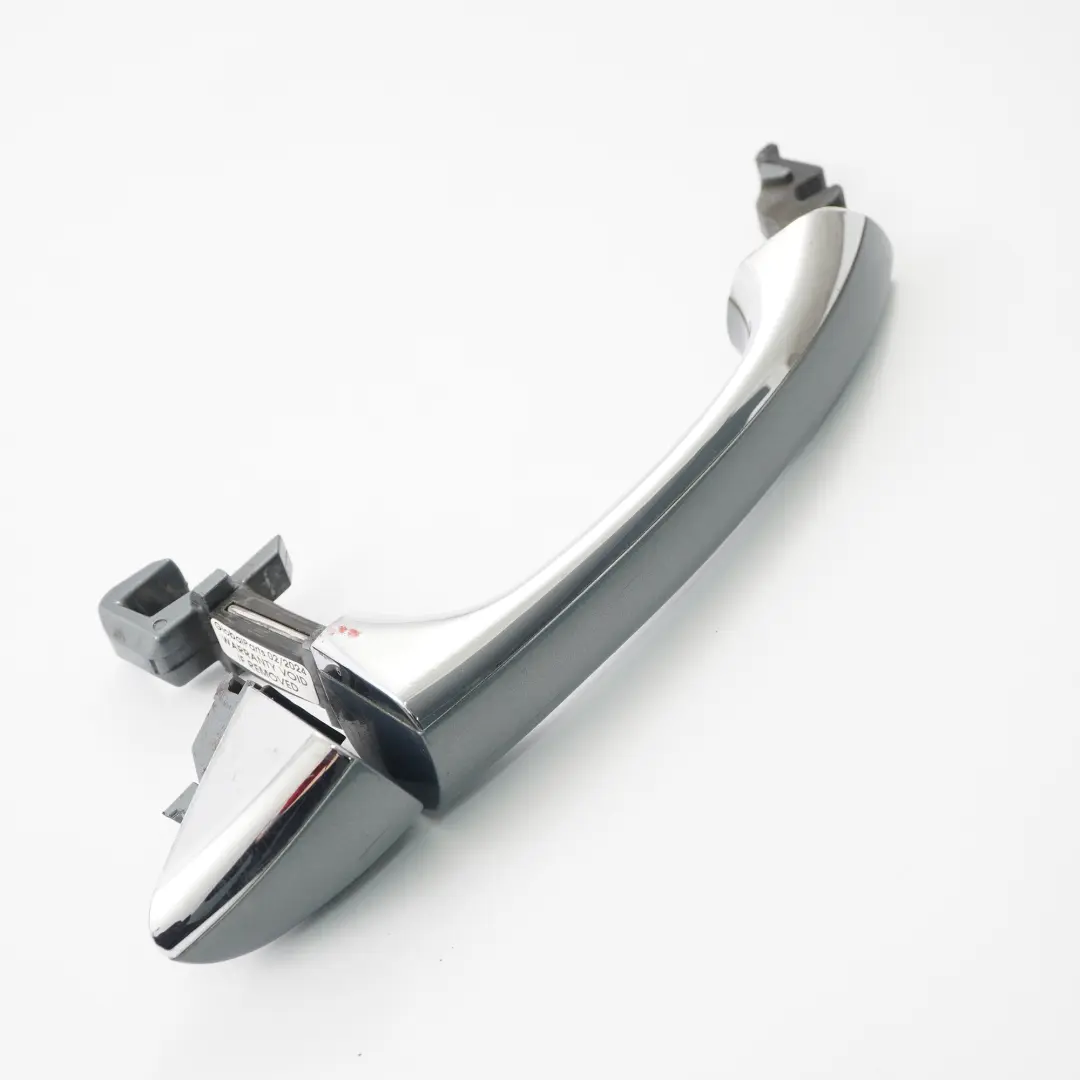 Klamka Tylnych Drzwi Prawy Tył Perlite Grey Metallic do Mercedes S211 W211 o numerze A2117601070 Mercedes S211 W211 Klamka Tylnych Drzwi Prawy Tył Perlite Grey Metallic - SKU A2117601070-PGR - Numer Części A2117601070