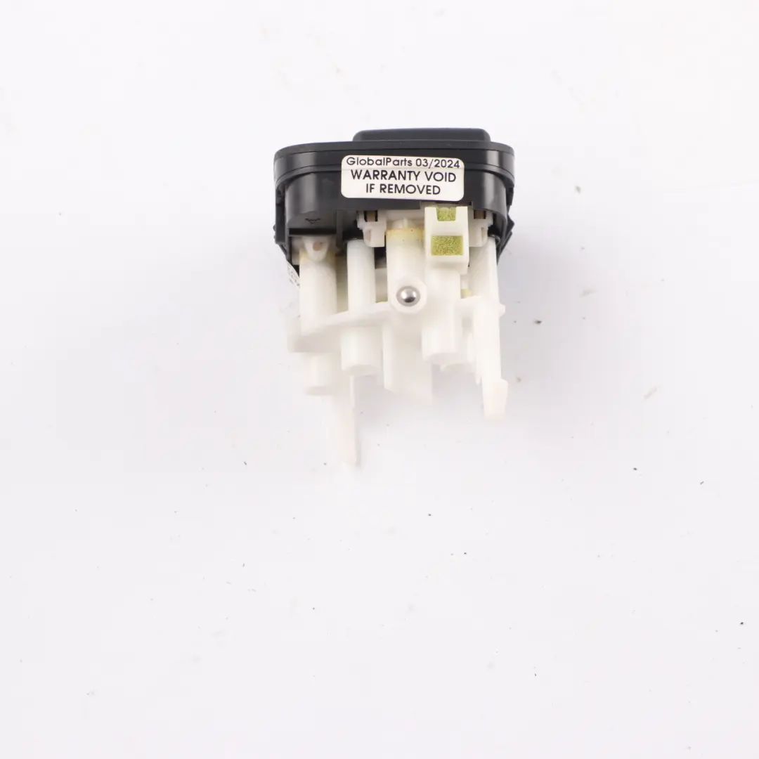 Przycisk Przełącznik Regulacji Fotela Kierowcy do Mercedes W164 o numerze A2118000878 Mercedes W164 Przycisk Przełącznik Regulacji Fotela Kierowcy - SKU A2118000878 - Numer Części A2118000878