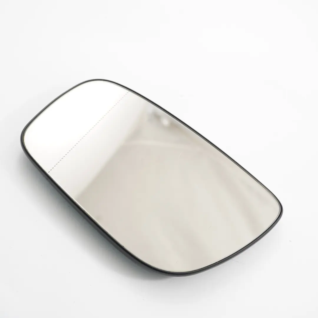 Miroir Verre Mercedes W211 Insert Asphérique Gauche Courbé pour à propos du numéro de pièce A2118100921 Miroir Verre Mercedes W211 Insert Asphérique Gauche Courbé - SKU A2118100921 - Numéro de pièce A2118100921