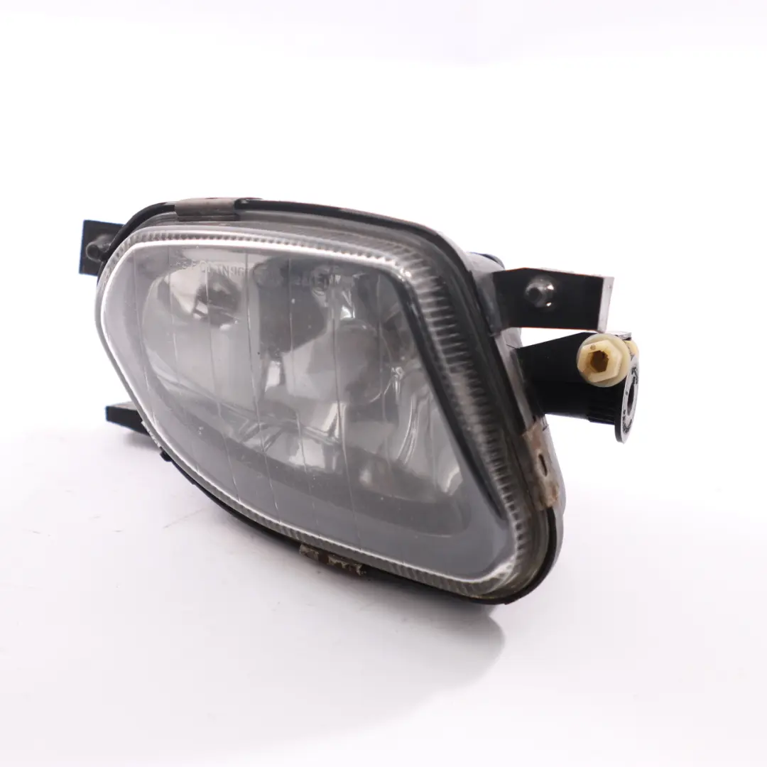  Feu antibrouillard Mercedes W211 W906 Lampe pare chocs avant droite - SKU A2118200656 - Numéro de pièce A2118200656