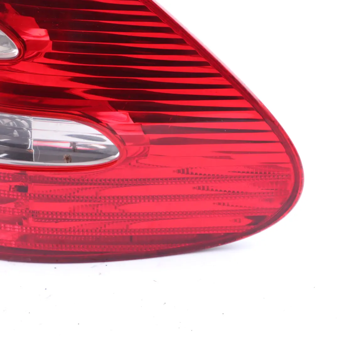 Lamp Right O/S Tail Light Avantgarde to Mercedes W211 Saloon Rear with Part number A2118200664 Mercedes W211 Saloon Rear Lamp Right O/S Tail Light Avantgarde - SKU A2118200664 - Part number A2118200664