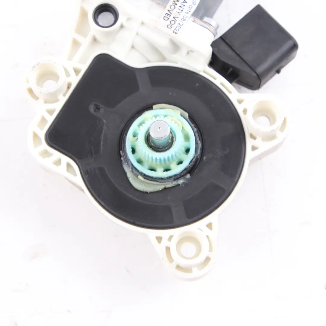 Window Lifter Motor Mercedes W203 W211 Front Right O/S Drive Unit to with Part number A2118201842 Window Lifter Motor Mercedes W203 W211 Front Right O/S Drive Unit - SKU A2118201842 - Part number A2118201842