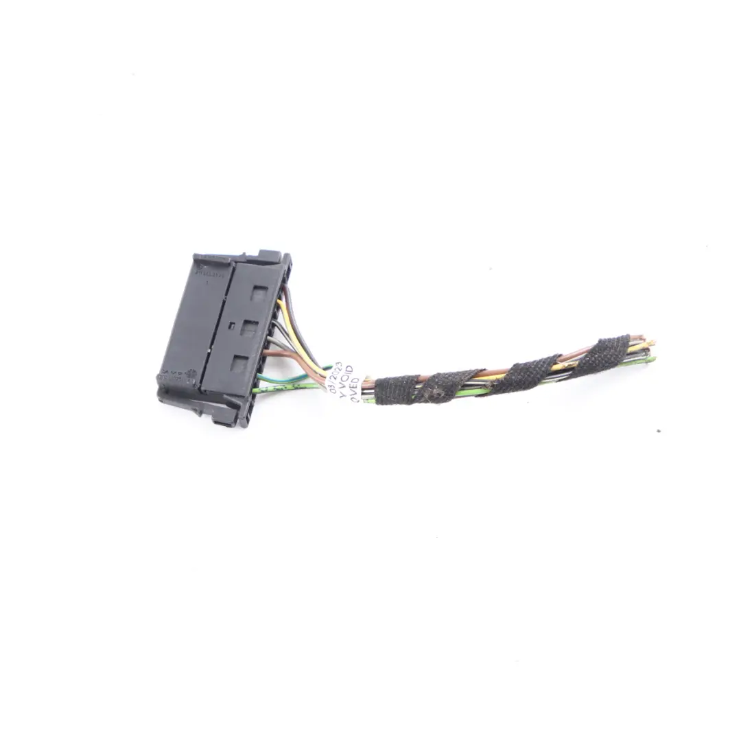 Mercedes W211 Rear Left N/S Tail Light Lamp Plug Socket Wiring A2115450328 - SKU A2118202564-1 - Part number A2118202564