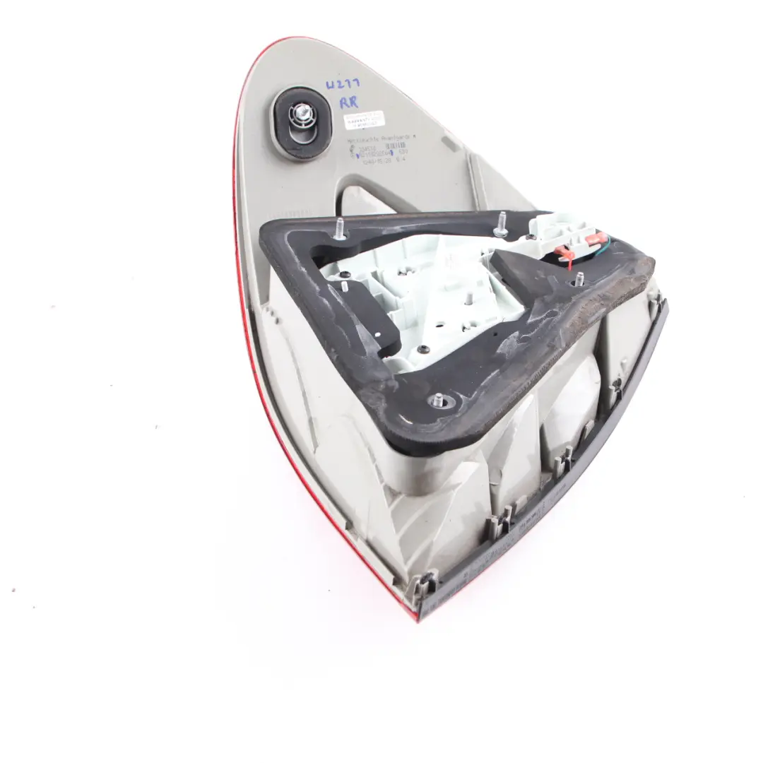  Piloto trasero Mercedes W211 Berlina Derecho Luz trasera Avantgarde - SKU A2118202664 - Número de pieza A2118202664