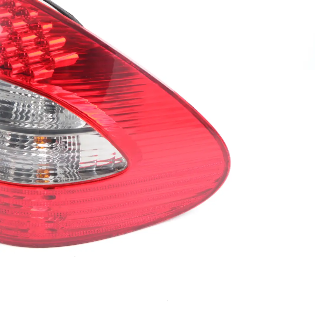  Rückleuchte Mercedes W211 Limousine Rechts Rücklicht Avantgarde - SKU A2118202664 - Teilenummer A2118202664