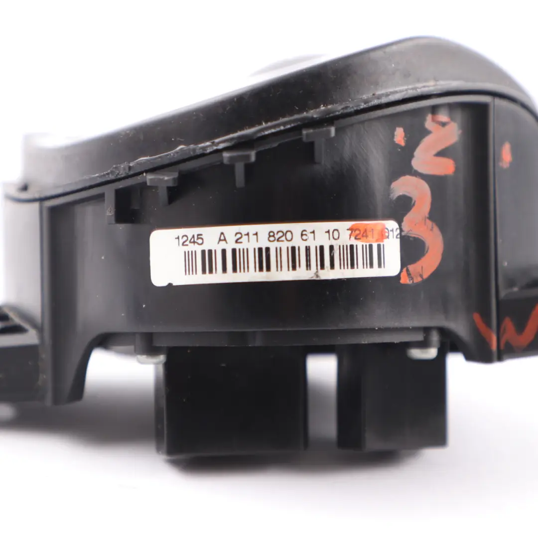 E-Klasse W211 Schalter Lenkrad Multifunktionstasten Rechts Schwarz für Mercedes mit Teilenummer A2118206110 Mercedes E-Klasse W211 Schalter Lenkrad Multifunktionstasten Rechts Schwarz - SKU A2118206110-3 - Teilenummer A2118206110